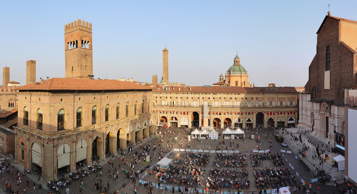 Piazza Maggiore e dintorni